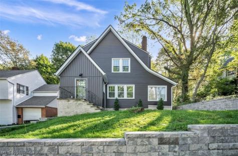 1199 Oxford Road Cleveland Heights OH 44121