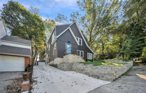 1199 Oxford Road Cleveland Heights OH 44121