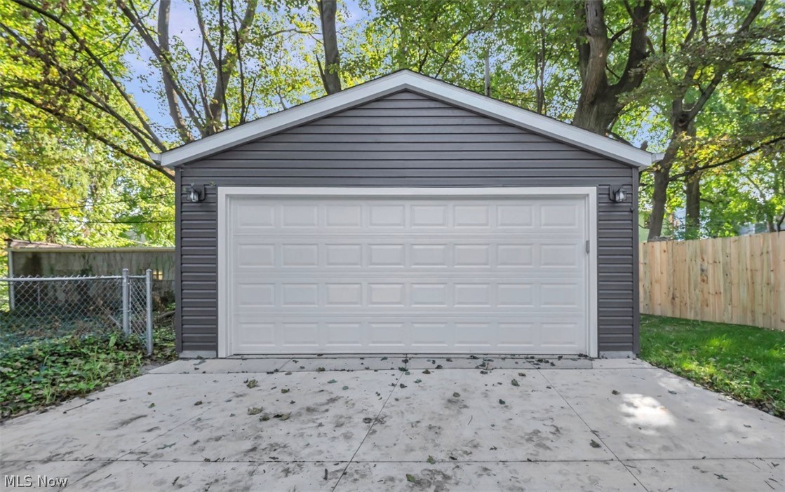 1199 Oxford Road Cleveland Heights OH 44121