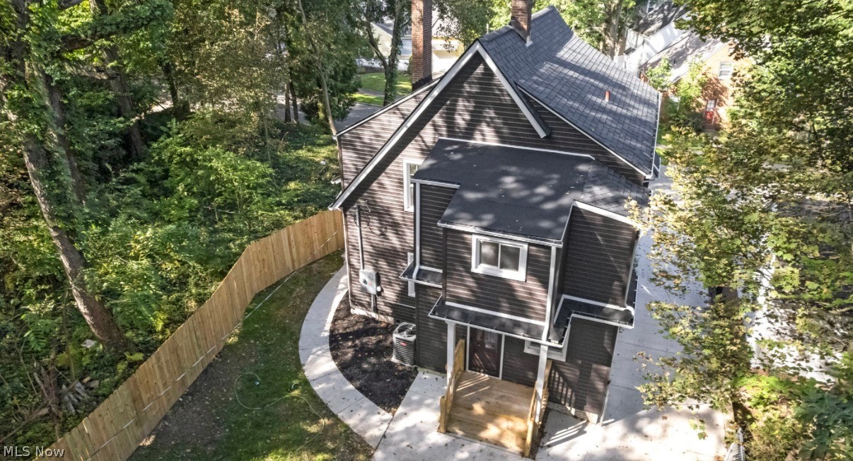 1199 Oxford Road Cleveland Heights OH 44121
