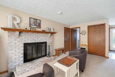 5234 Shamrock Avenue NW North Canton OH 44720