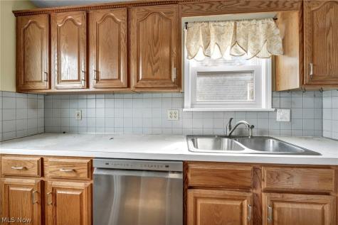 14018 Liberty Avenue Cleveland OH 44135