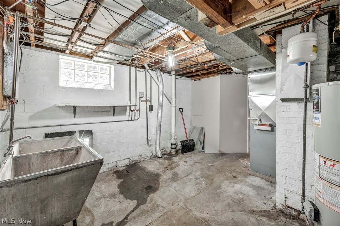 14018 Liberty Avenue Cleveland OH 44135