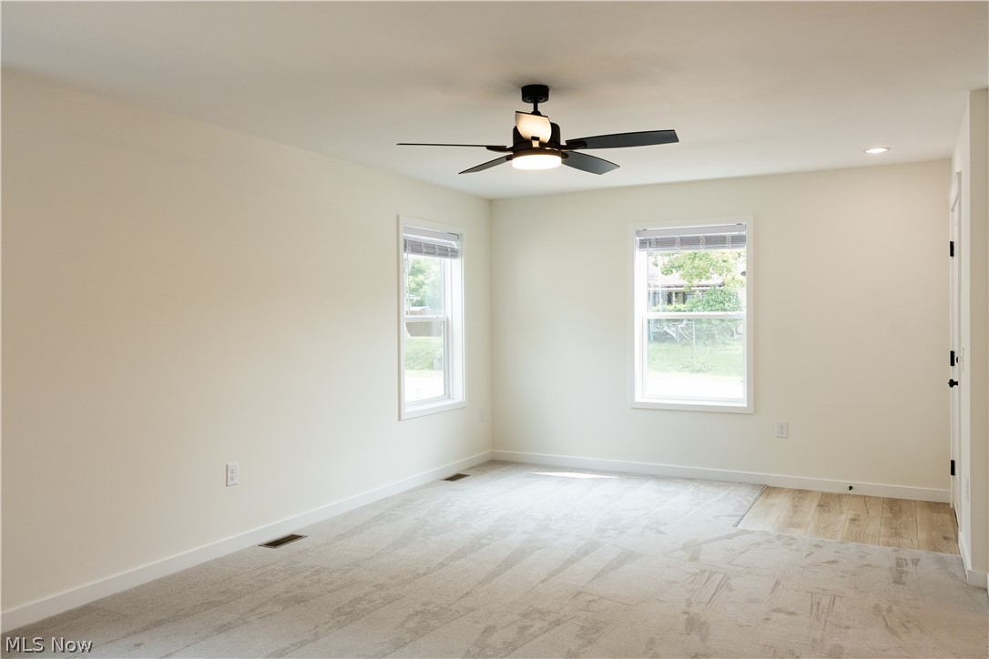 156 E Channel Street Newark OH 43055