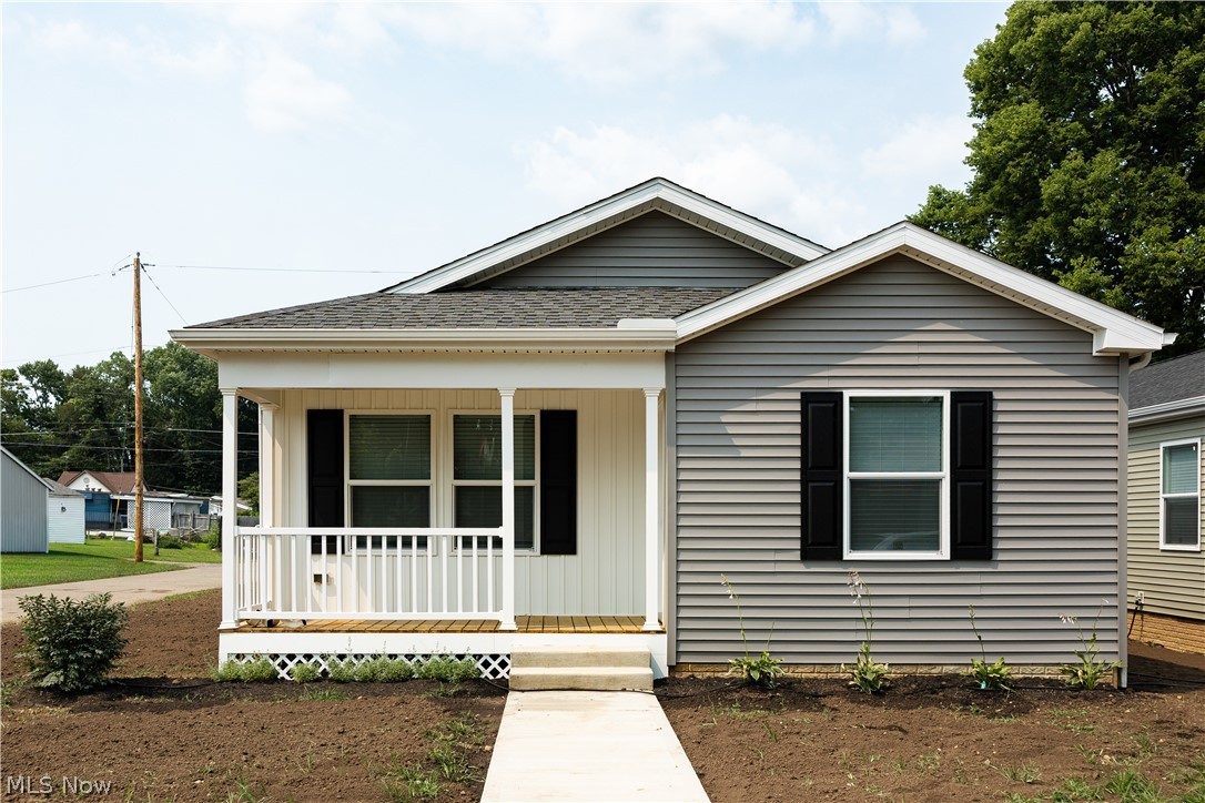 156 E Channel Street Newark OH 43055