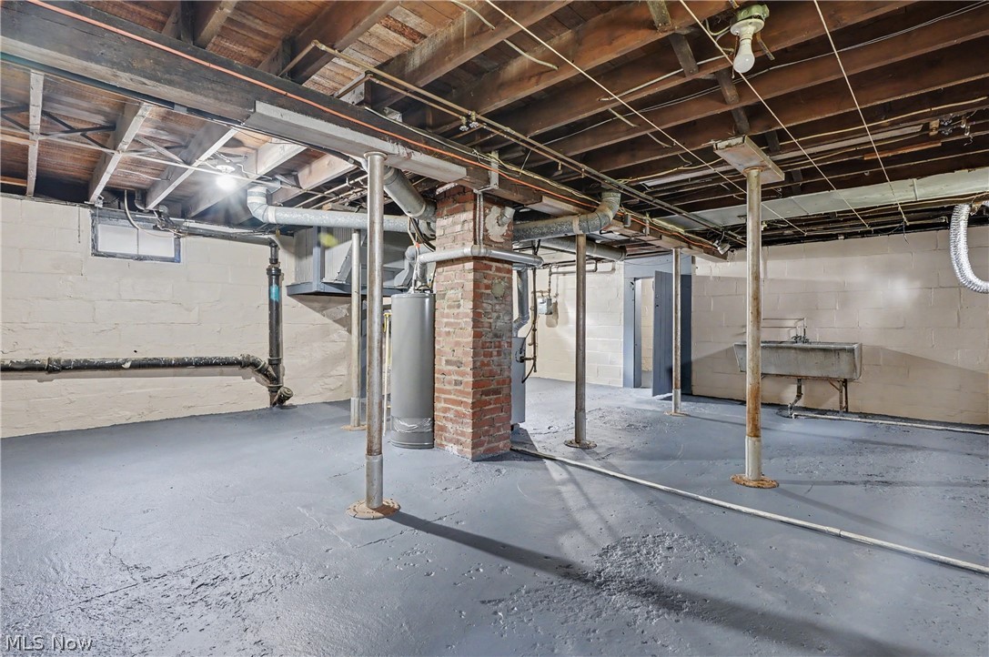 793 Thayer Street Akron OH 44310