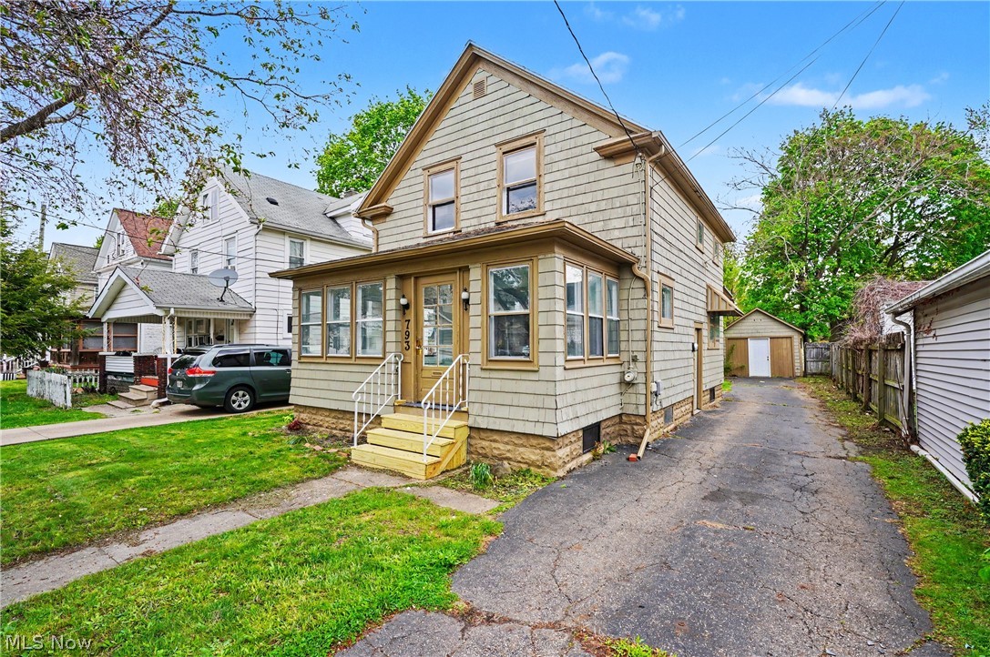 793 Thayer Street Akron OH 44310
