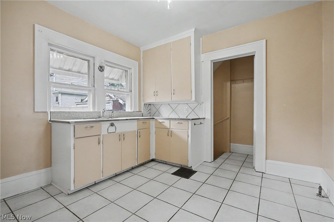793 Thayer Street Akron OH 44310