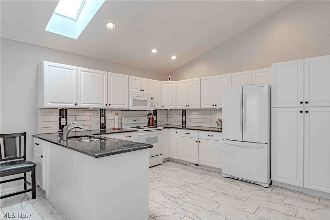 18316 Sherbrooke Oval Strongsville OH 44136