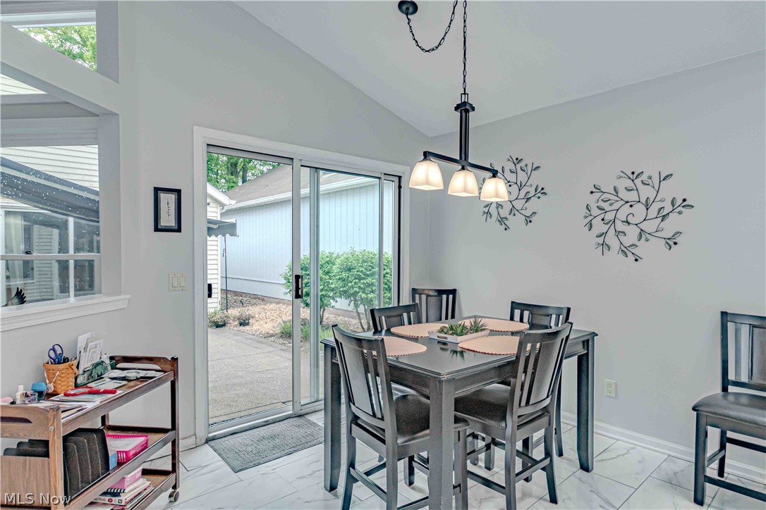 18316 Sherbrooke Oval Strongsville OH 44136