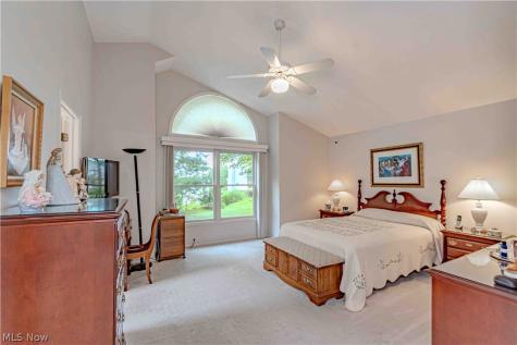 18316 Sherbrooke Oval Strongsville OH 44136