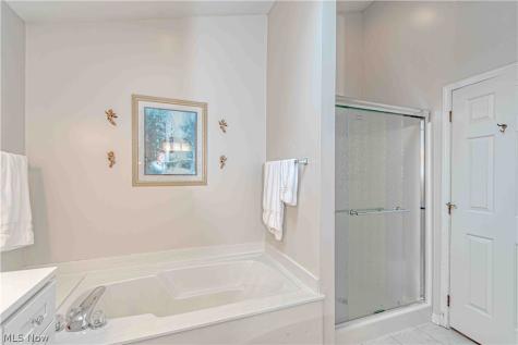 18316 Sherbrooke Oval Strongsville OH 44136