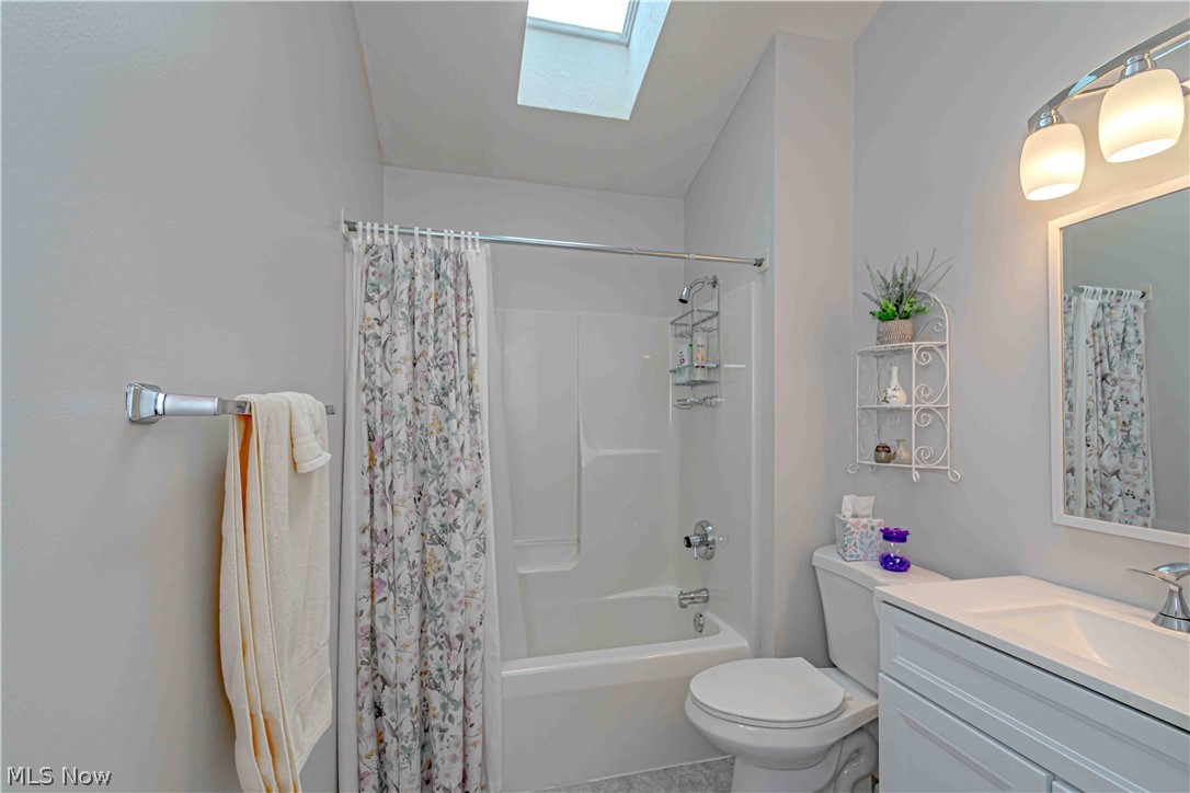 18316 Sherbrooke Oval Strongsville OH 44136