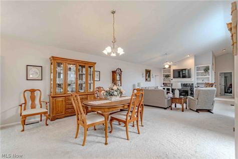 18316 Sherbrooke Oval Strongsville OH 44136