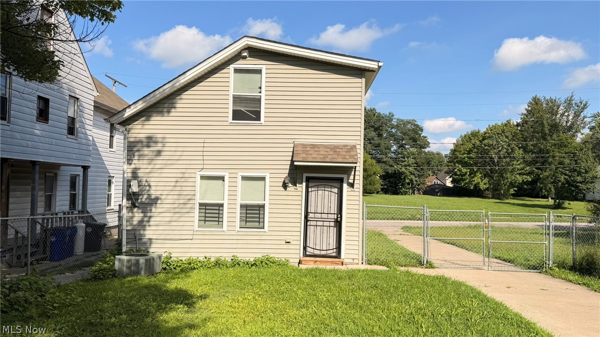 3624 E 59th Street Cleveland OH 44105