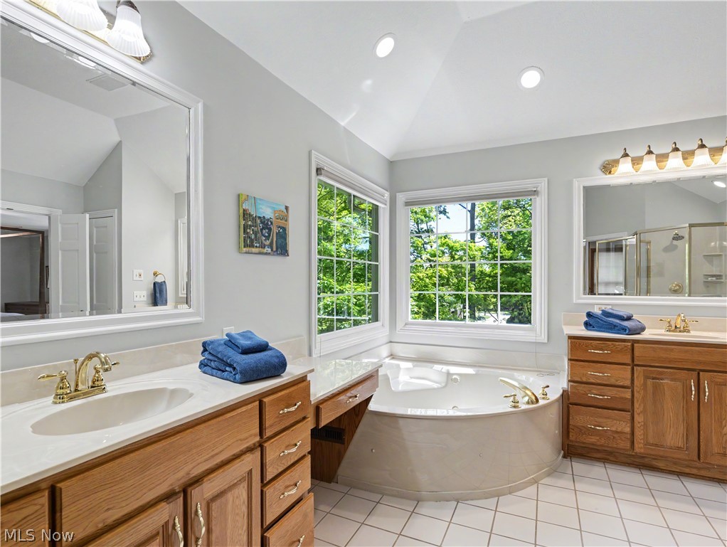 433 Castle Pines Drive Fairlawn OH 44333