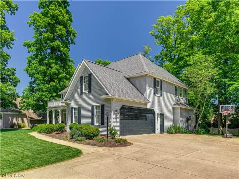 433 Castle Pines Drive Fairlawn OH 44333