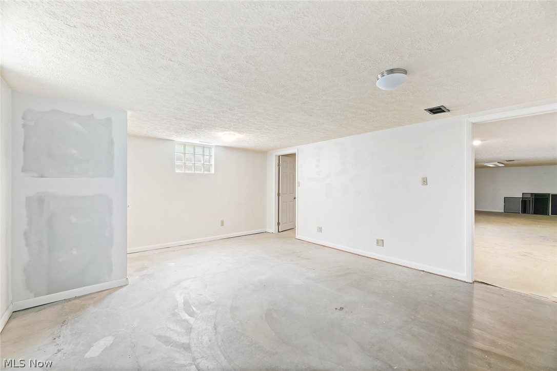 306 Winkler Drive Wooster OH 44691