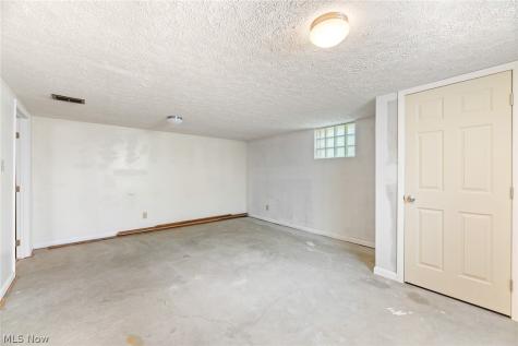 306 Winkler Drive Wooster OH 44691