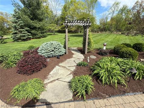 6661 Smucker Drive Westfield Center OH 44251