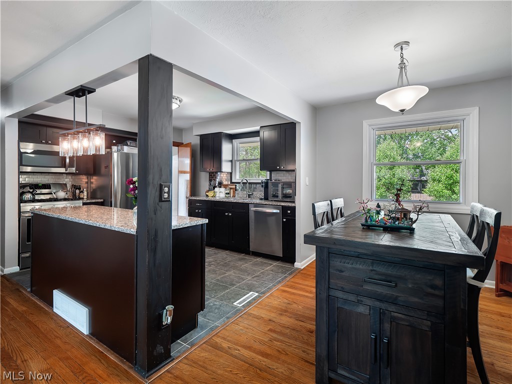 27316 Hollywood Drive Westlake OH 44145