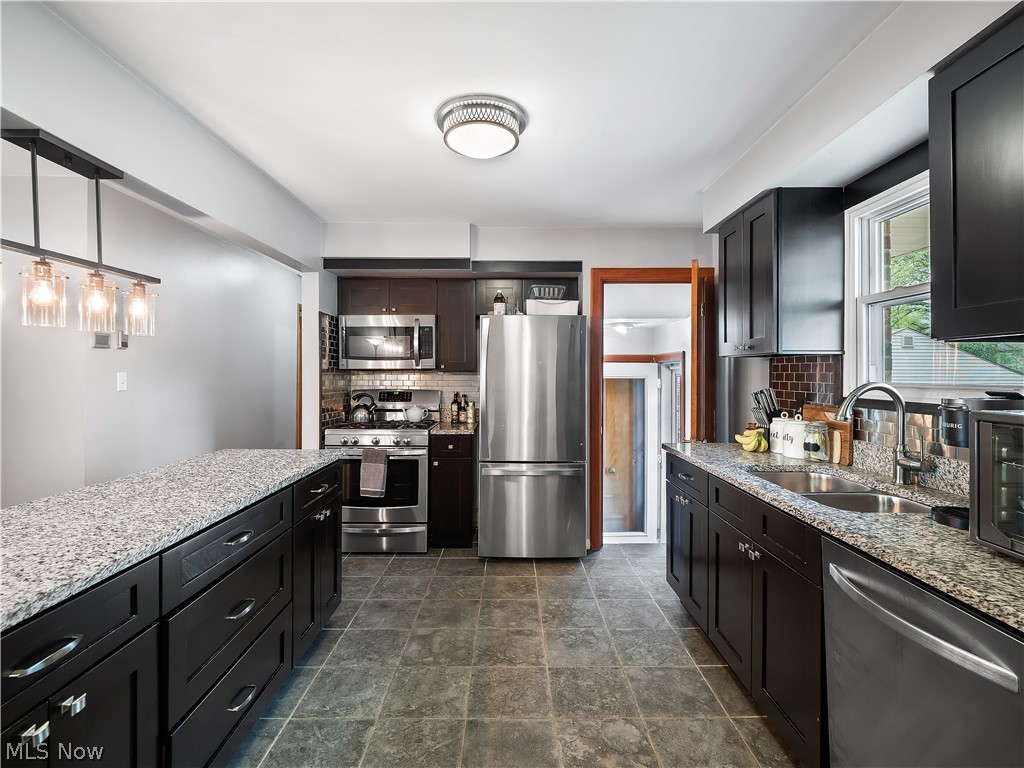 27316 Hollywood Drive Westlake OH 44145