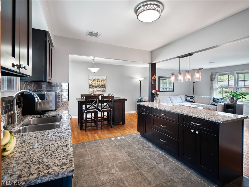27316 Hollywood Drive Westlake OH 44145
