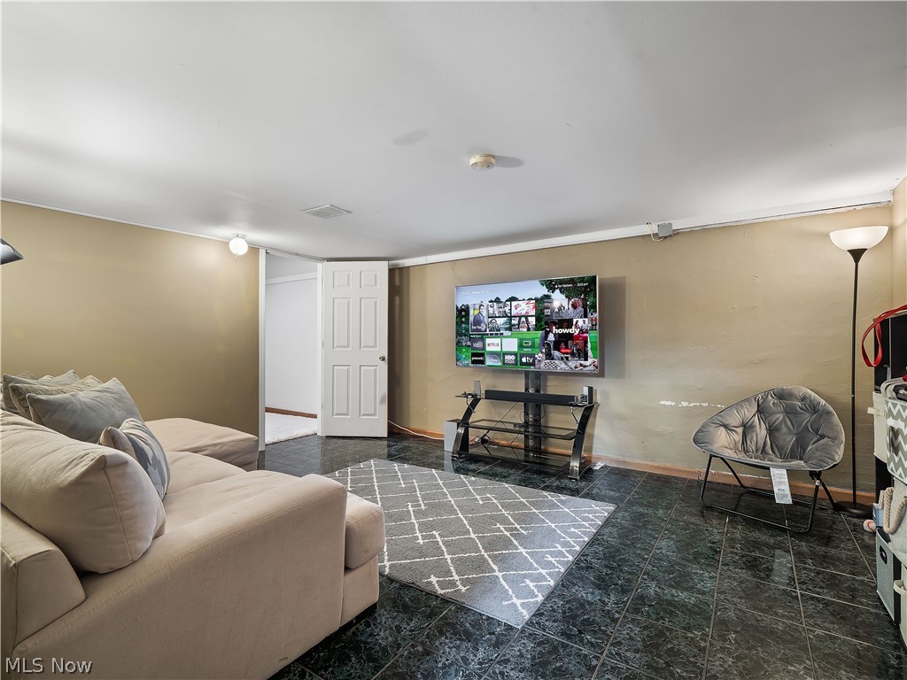 27316 Hollywood Drive Westlake OH 44145