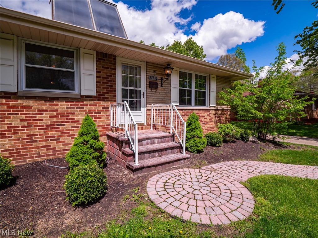 27316 Hollywood Drive Westlake OH 44145