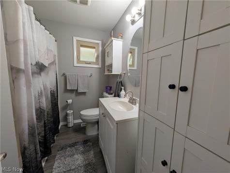 4885 Robinwood Drive Mentor OH 44060