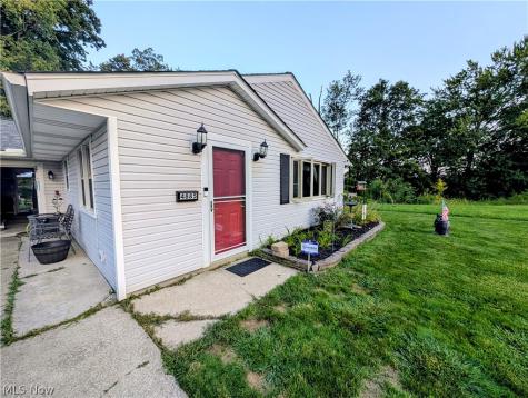 4885 Robinwood Drive Mentor OH 44060