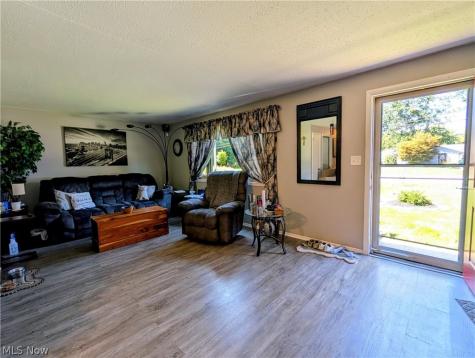 4885 Robinwood Drive Mentor OH 44060