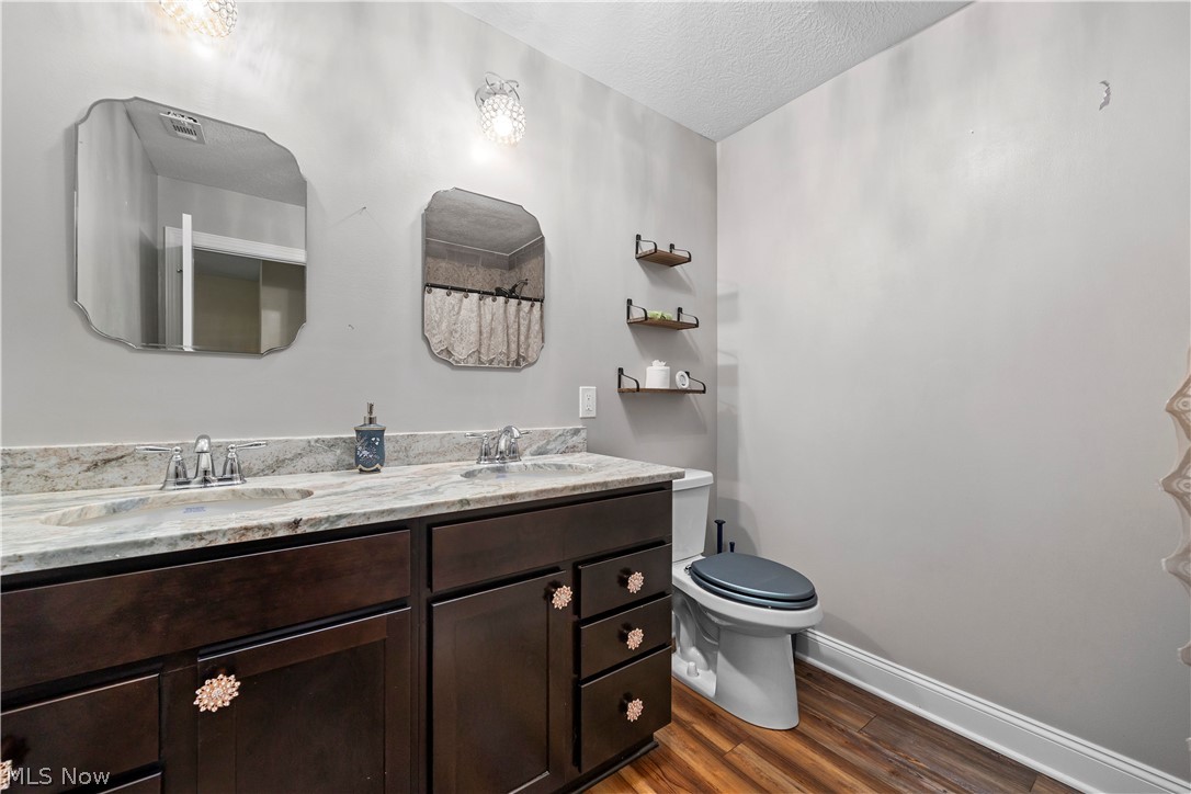 616 Chardonnay Circle Vermilion OH 44089