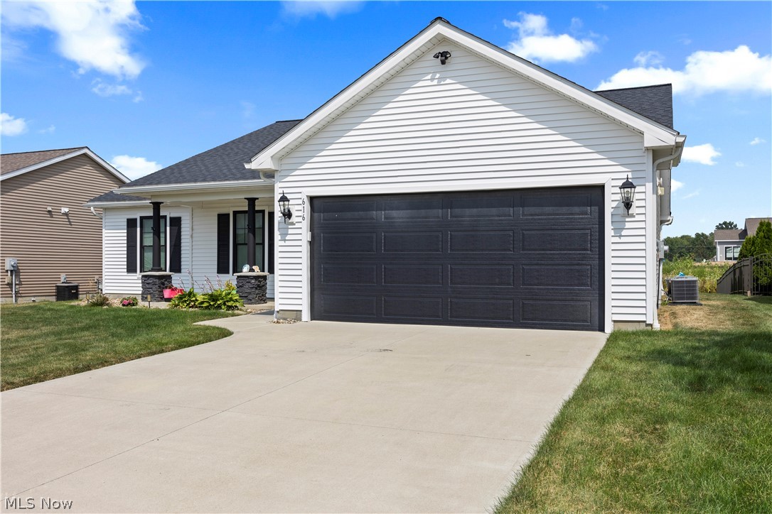 616 Chardonnay Circle Vermilion OH 44089