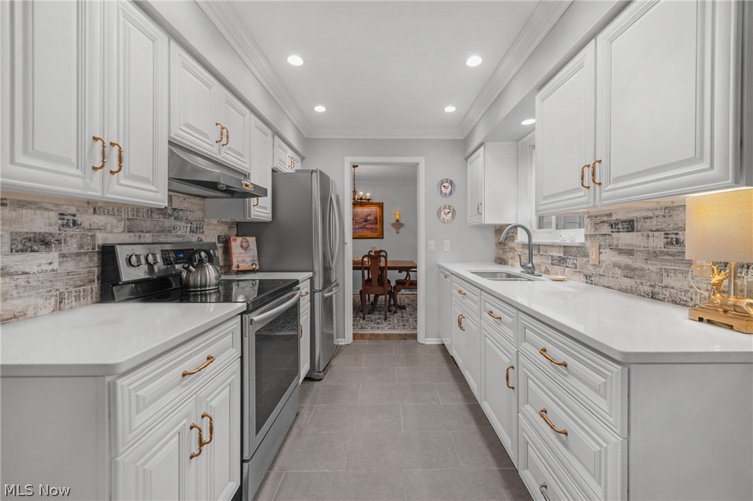 5323 Evergreen Drive North Olmsted OH 44070
