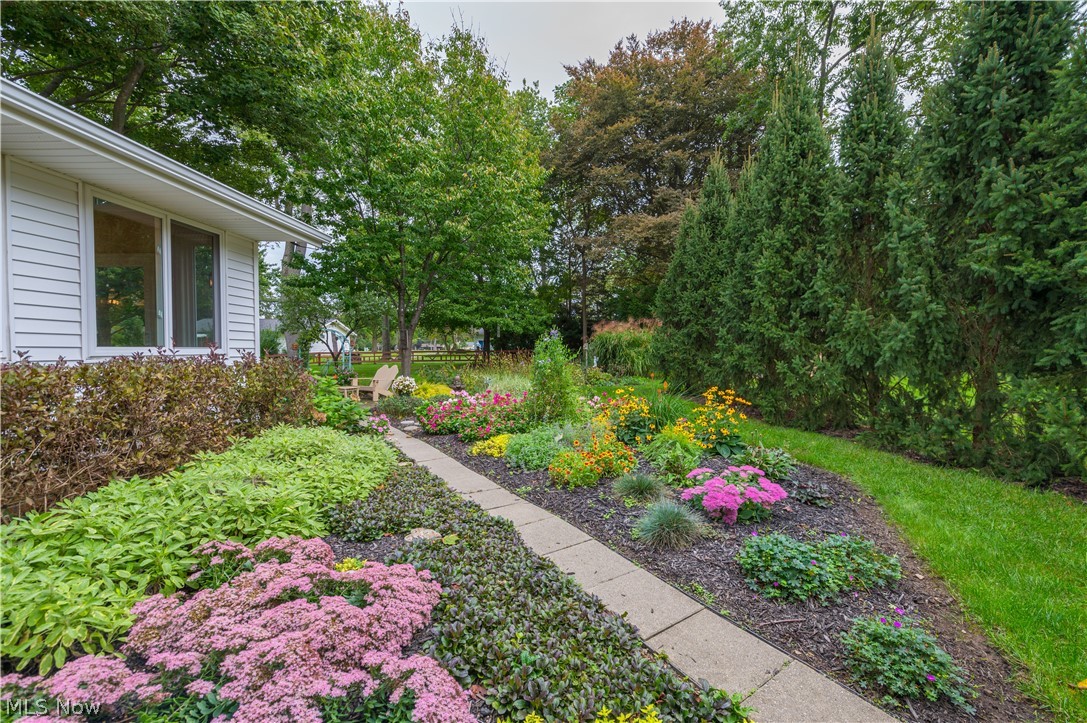 5323 Evergreen Drive North Olmsted OH 44070
