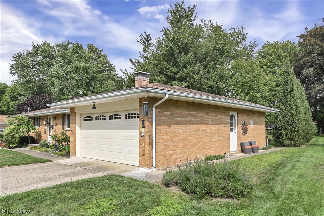5323 Evergreen Drive North Olmsted OH 44070