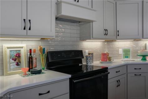 4324 Evergreen Court North Canton OH 44720