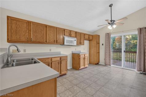 225 Waverly Avenue Wadsworth OH 44281