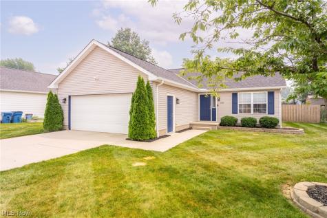 2293 Stonepath Street Lorain OH 44052