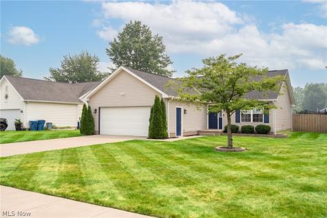 2293 Stonepath Street Lorain OH 44052