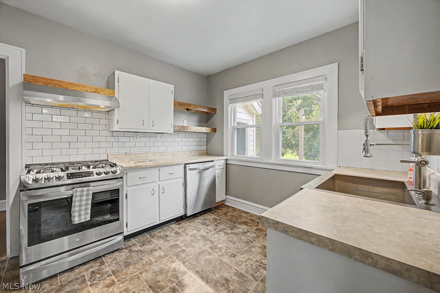 7490 Race Road North Ridgeville OH 44039