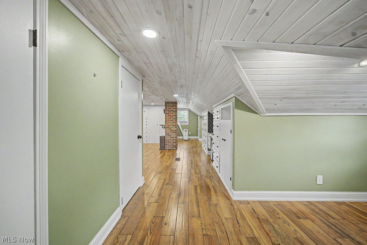 7490 Race Road North Ridgeville OH 44039