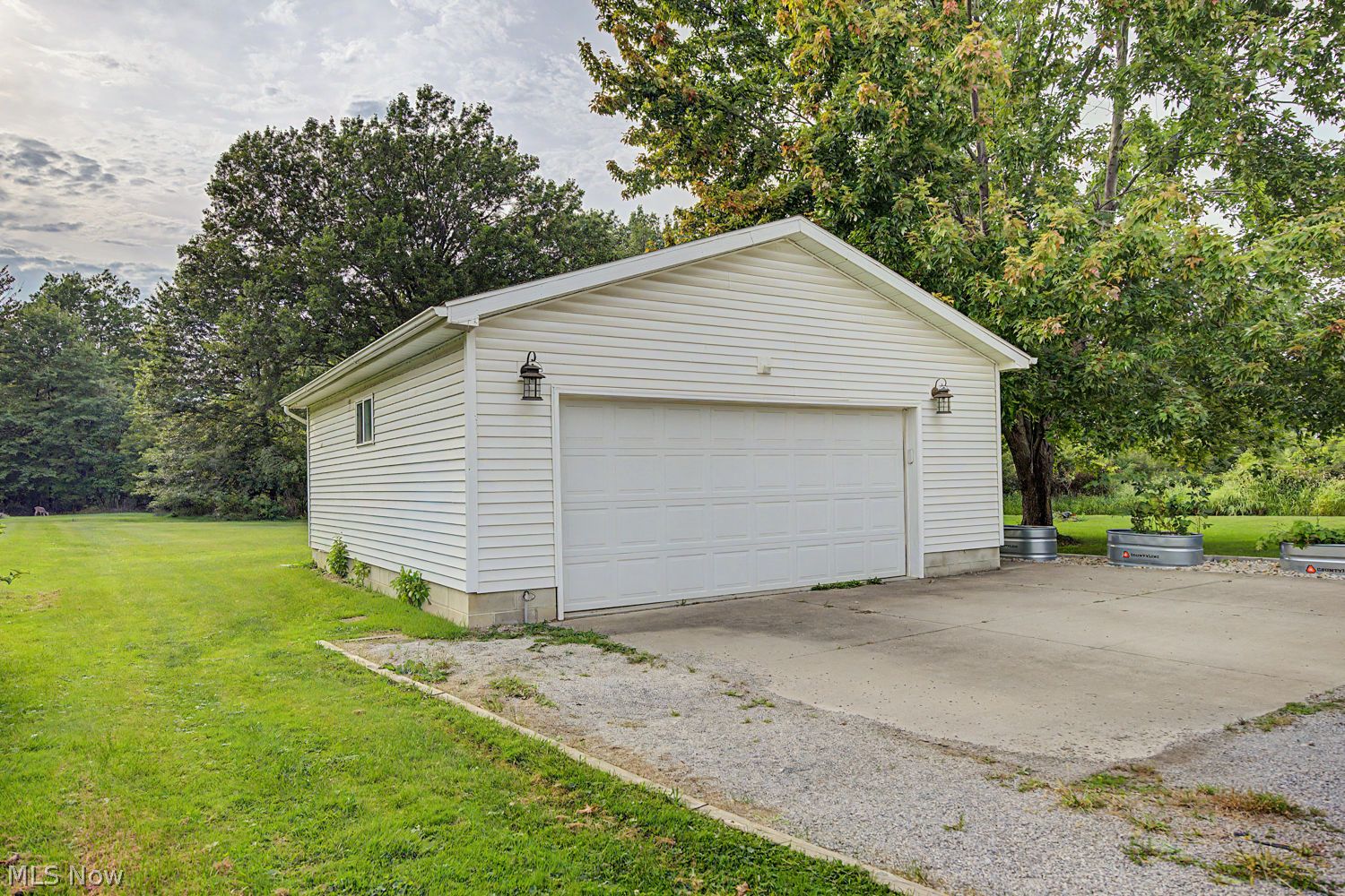 7490 Race Road North Ridgeville OH 44039
