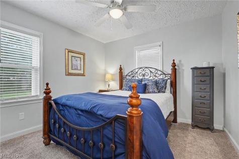 466 Brewer Avenue Akron OH 44305