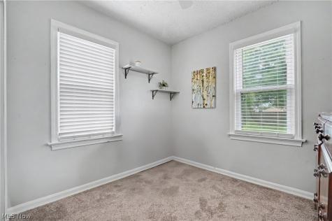 466 Brewer Avenue Akron OH 44305