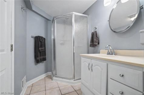 466 Brewer Avenue Akron OH 44305