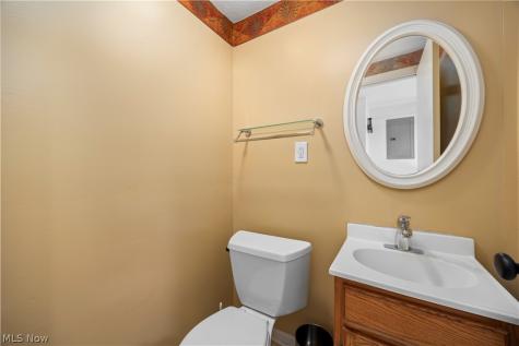 24231 Fairlawn Drive North Olmsted OH 44070