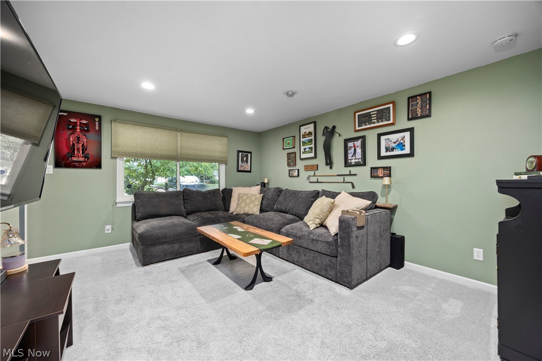 24231 Fairlawn Drive North Olmsted OH 44070