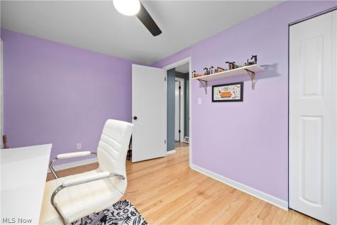 24231 Fairlawn Drive North Olmsted OH 44070